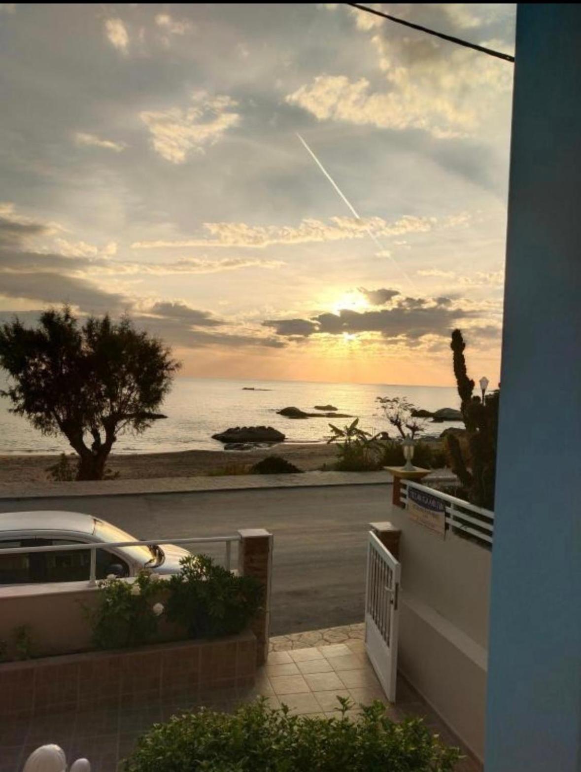 فندق Stegna Sea & Sun أرخانجلوس المظهر الخارجي الصورة